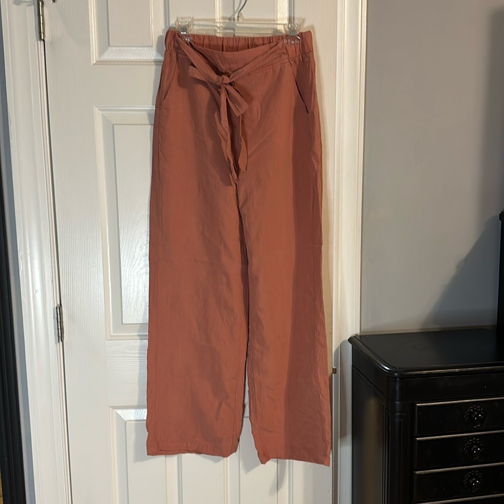 Wide leg pants